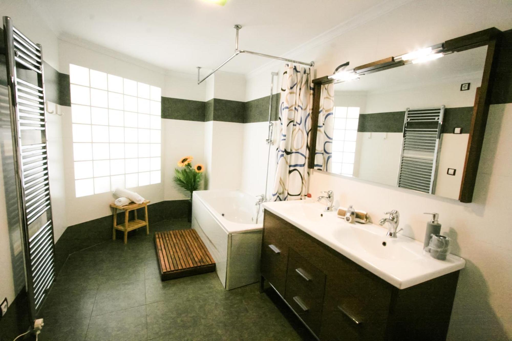 Apartamento 1 *